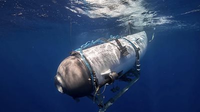 أب وابنه بين المفقودين| آخر تطورات البحث عن الغواصة تيتان (فيديو)