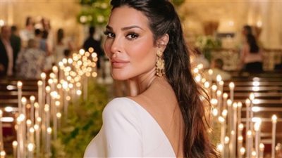 نادين نجيم تحدد موعد حفل زفافها إلى خطيبها