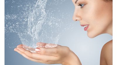 ماذا يحتاج جسمك للحفاظ على رطوبته خلال فصل الصيف؟ 