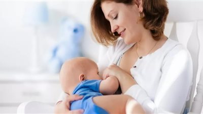 للفتاة العزباء| لا تخافي من تفسير حلم الرضاعة بدون لبن في المنام