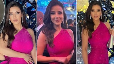 «الفوشيا» سر جمال رضوى الشربيني في حفل زفاف ابنة خالد صلاح