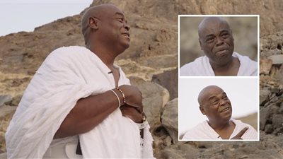 إبراهيم ريتشموند| قسيس اعتنق الإسلام مع 100 ألف من أتباعه يحكي قصته باكيًا من جبل عرفات