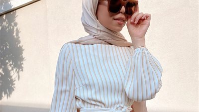 موضة المقلم والملابس المخططة تعود لصيف 2023 (صور)