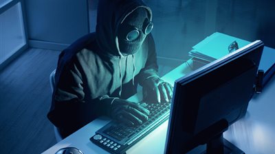 كارثة.. حسابك «أون لاين» على جوجل.. ورسائل التليفونات مفتاح اللغز 