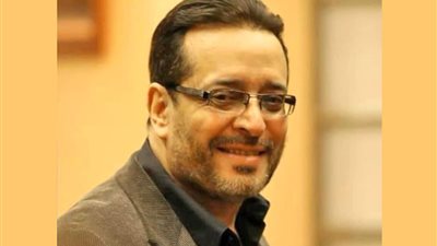 هل أصيب علاء عبد الخالق بالعمى قبل وفاته؟