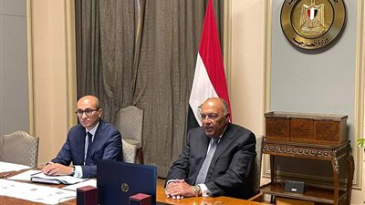 سامح شكرى يترأس الاجتماع الأول لإطلاق مجموعة قادة الأعمال لمؤتمر COP27