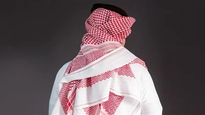 الأمير سمير| زير نساء يشوه سمعة العرب في «ملك الأرض»