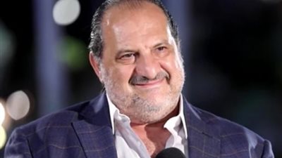 خالد الصاوي يرقص على أغنية «مخصماك» (فيديو)