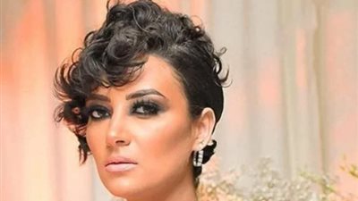 ياسمين غيث تكشف معاناتها مع مرض السرطان وتأثيره على ابنها