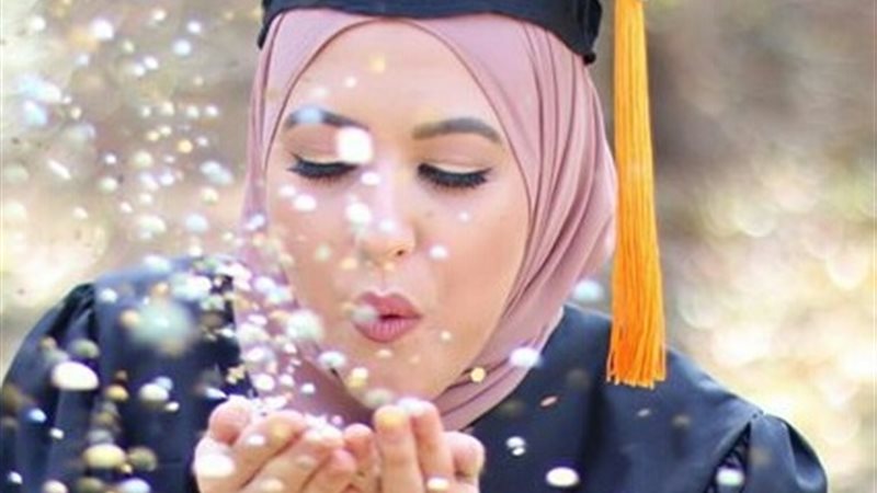 ملابس حفل التخرج