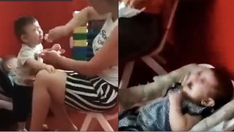 تعذيب الأطفال في