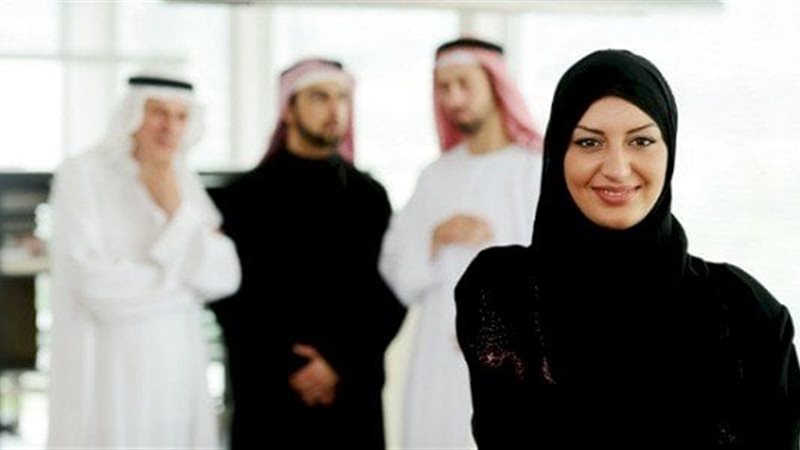 حجاب المراة مع المحارم