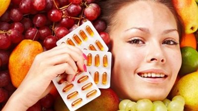 فيتامينات ضرورية تحتاجها بشرتك لتحصلي على جمال طبيعي