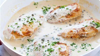 طريقة عمل صدور الدجاج بالصوص الأبيض بخطوات سهلة