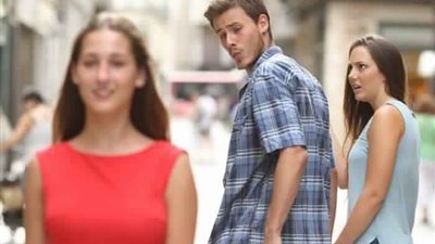 5 أسباب تكشف سر جاذبية الرجل إلى مؤخرة المرأة 