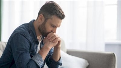 6 علامات تؤكد عدم نسيانه للحب القديم «بيتكلم عنها كتير»