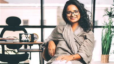 سلوى رضوي رائدة عالم التشفير وأصغر فنانة سعودية تمتلك صورة بالمتحف البريطاني 