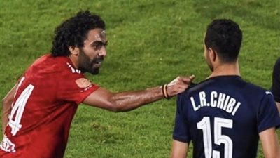 نقل والدة محمد الشيبي للمستشفى بعد صفعة حسين الشحات