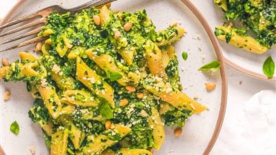 طريقة عمل مكرونة بيستو بالريحان بخطوات بسيطة