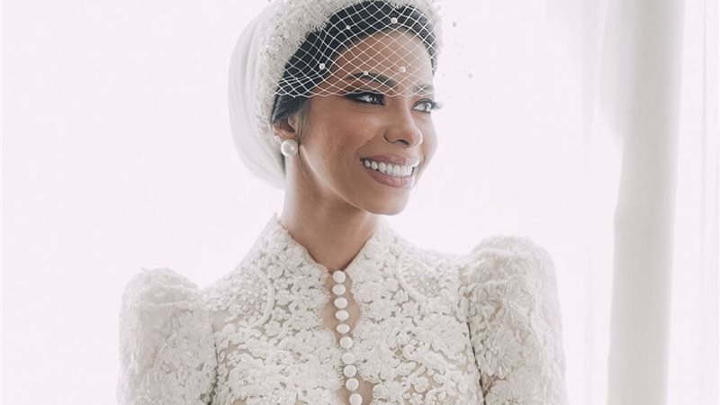 منة السني