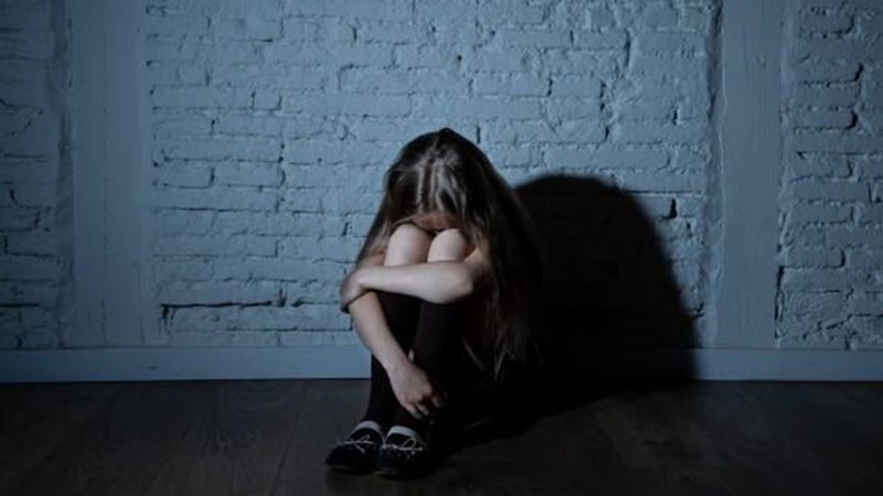 تحرش - اعتداء جنسي