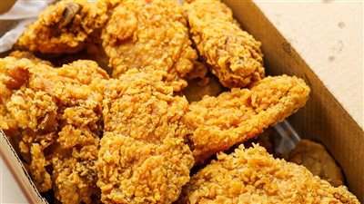 طريقة عمل صدور الفراخ المقرمشة في المنزل 