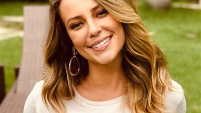 7 خطوات لوضع مكياج جريء يناسب المرأة بعد الثلاثين 