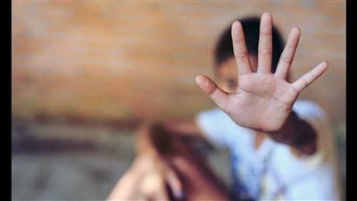 كشف لغز مقتل طفلة الجيزة بعد وصلة تعذيب «عمها كان بيربيها»