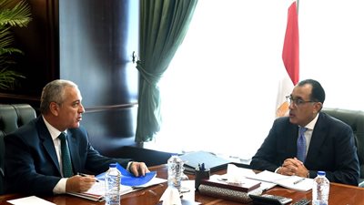 رئيس الوزراء يستعرض مع عبد الصادق الشوربجي الاستغلال الأمثل لأصول المؤسسات الصحفية