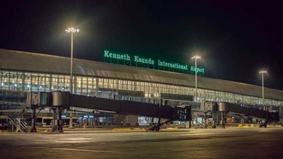 القصة الكاملة لأزمة طائرة زامبيا ومفاجأة يحملها تعليق مصدر مصري