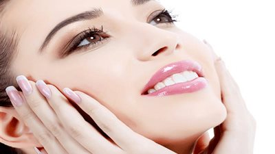 5 طرق غير مكلفة لبشرة نضرة ومشرقة