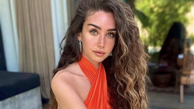 هنا الزاهد تبرز جمالها بإطلالة صيفية ساحرة (صور)