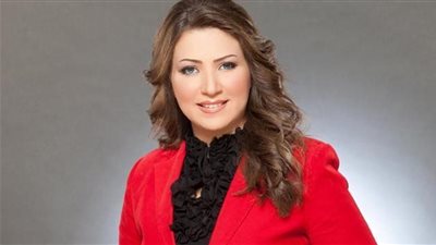 إيمان عز الدين: في واحدة قالتي إنتي متنفعيش مذيعة وحبيت أقولها شكرا