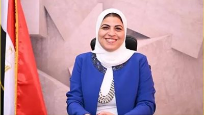 التضامن تفاجئ العمالة الحرفية بكارت خدمات صحية وتأمينية