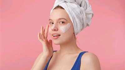 أفضل 4 أنواع سيرم لترطيب البشرة 