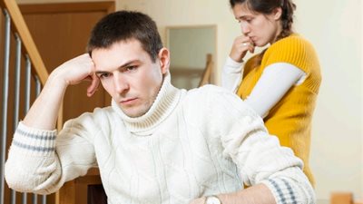 سيدة محتارة: هل أخبر أهلي بخيانة زوجي؟