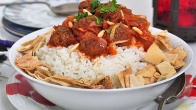 طريقة عمل فتة داوود باشا في المنزل بطريقة شهية