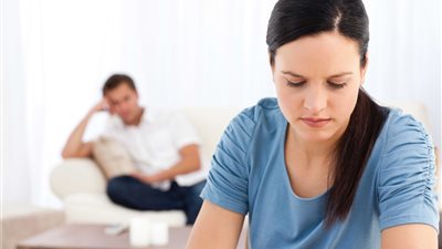 4 نصائح ذهبية للتعامل مع الزوج الشكاك