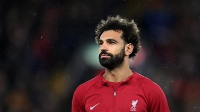 هل ينتقل محمد صلاح إلى اتحاد جدة السعودي؟ والده يملك الإجابة