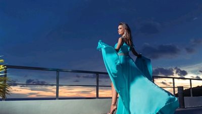 4 أبراج أنيقة تخرج من المنزل كالملوك والملكات 