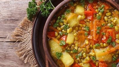 طريقة عمل البسلة المجمدة مثل الخضراء