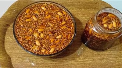 طريقة عمل المفتقة بالعسل والسمسم في المنزل