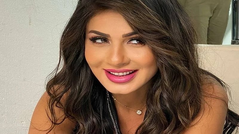 نجلاء بدر