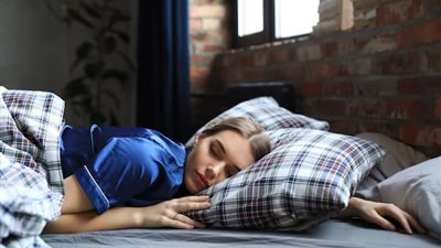 4 خطوات لتحسين جودة نومك 