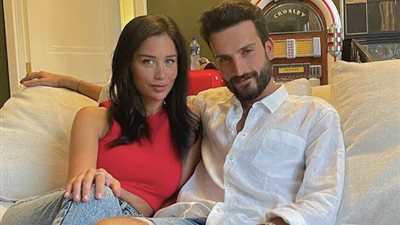 عقد قران السعودي مهند الحمدي والفاشونيستا فرح مراد والجمهور يتهمهما بالغرور (صور) 