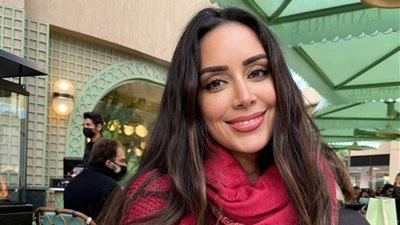 بسنت شوقي تدعم أختها داليا بعد الهجوم عليها بسبب سفاح الجيزة