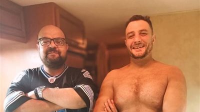 على طريقة أحمد الفيشاوي.. طرق طبيعية لإزالة التاتو في المنزل (صور)