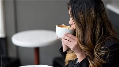 المزاج أهم من الزواج.. عروس تركية تترك حفل زفافها لتشرب القهوة (فيديو)