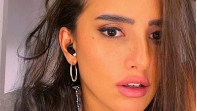 زينه تثير التساؤلات بمنشور غامض ومثير