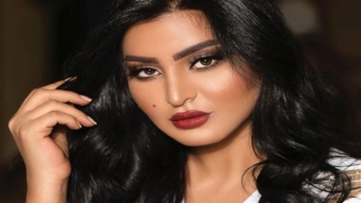 إطلالتك الجذابة من وحي أناقة الفنانة السعودية ريم عبدالله